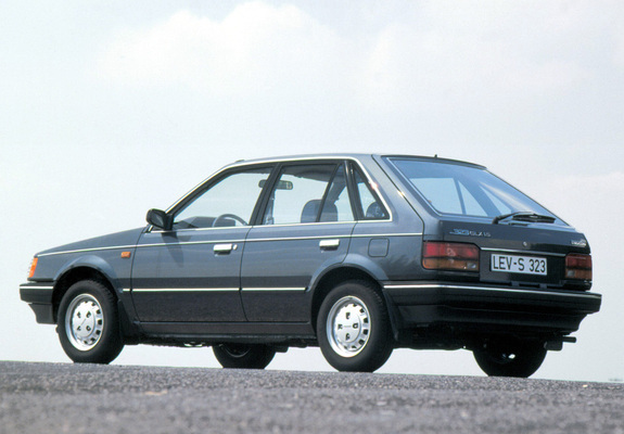 Mazda 323 5-door (BF) 1985–89 pictures