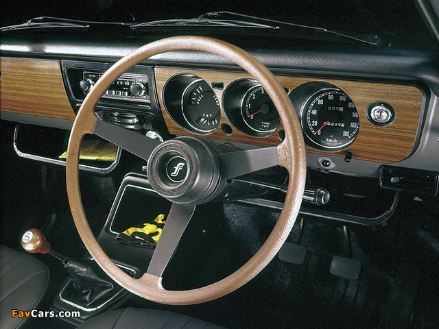 Mazda Familia Presto 1300 4-door Sedan 1970–73 pictures (640 x 480)