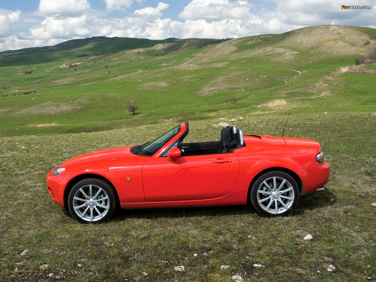 Images of Mazda MX-5 Roadster-Coupe (NC) 2005–08 (1280 x 960)