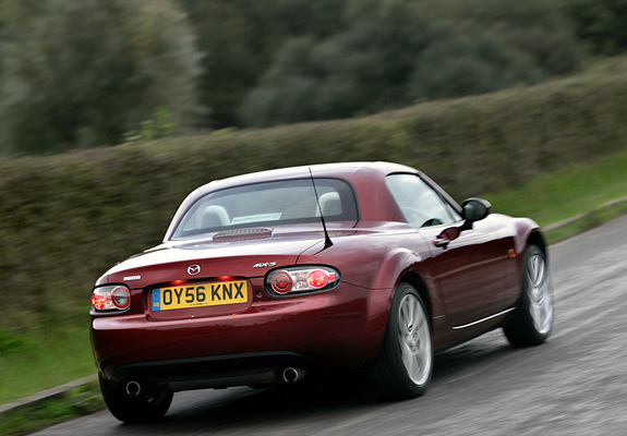 Images of Mazda MX-5 Roadster-Coupe UK-spec (NC1) 2005–08