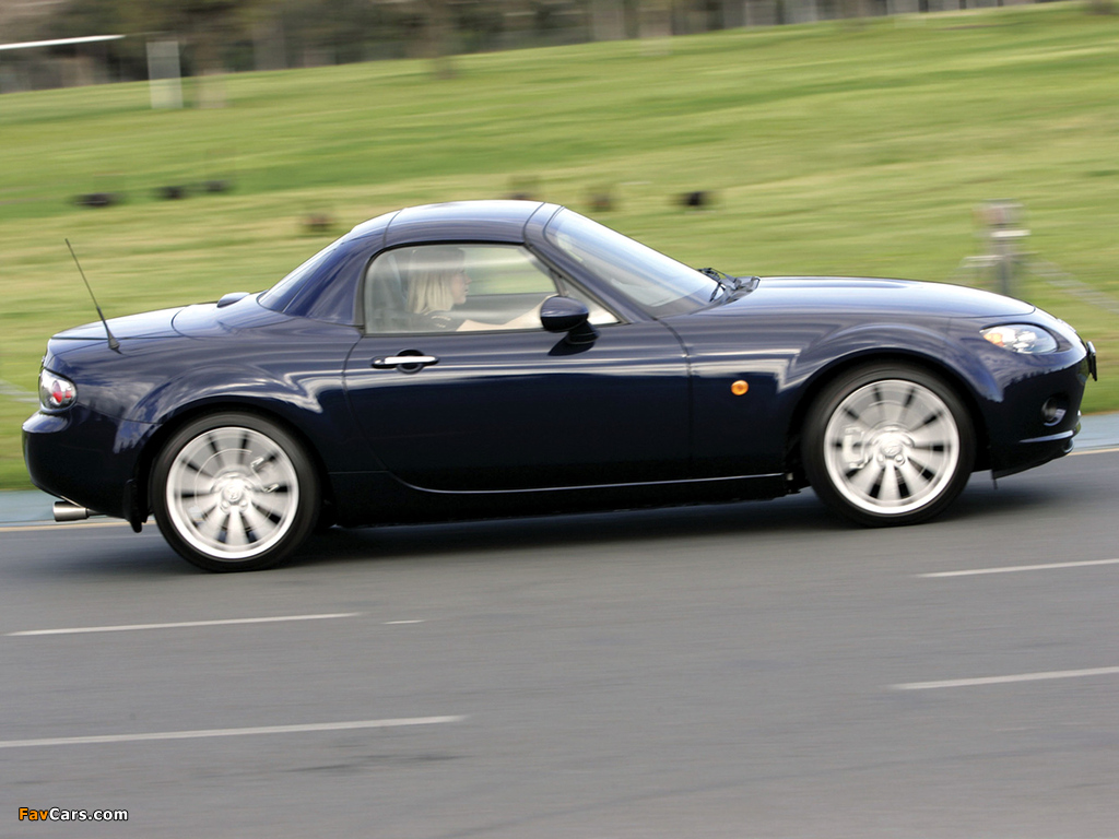 Mazda MX-5 Roadster-Coupe AU-spec (NC) 2005–08 pictures (1024 x 768)