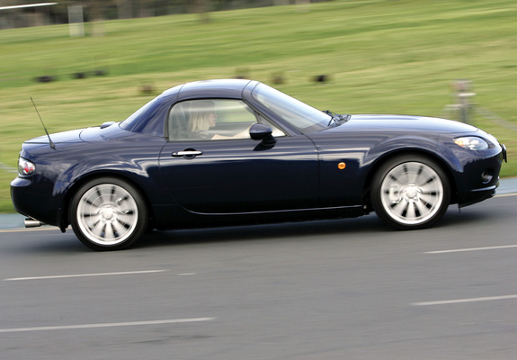 Mazda MX-5 Roadster-Coupe AU-spec (NC) 2005–08 pictures