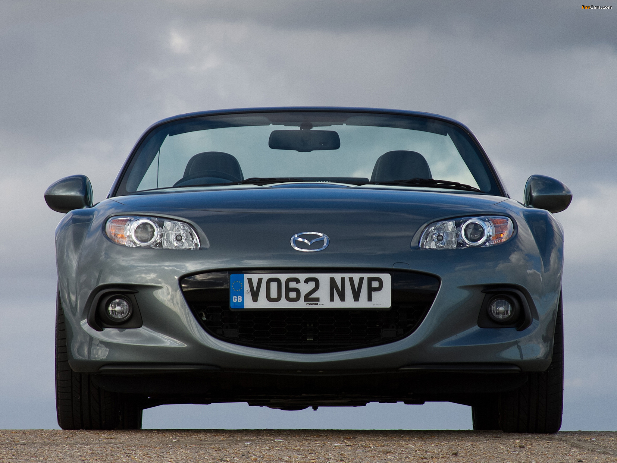 Mazda MX-5 Roadster-Coupe UK-spec (NC3) 2012 wallpapers (2048 x 1536)