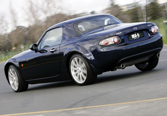 Pictures of Mazda MX-5 Roadster-Coupe AU-spec (NC) 2005–08