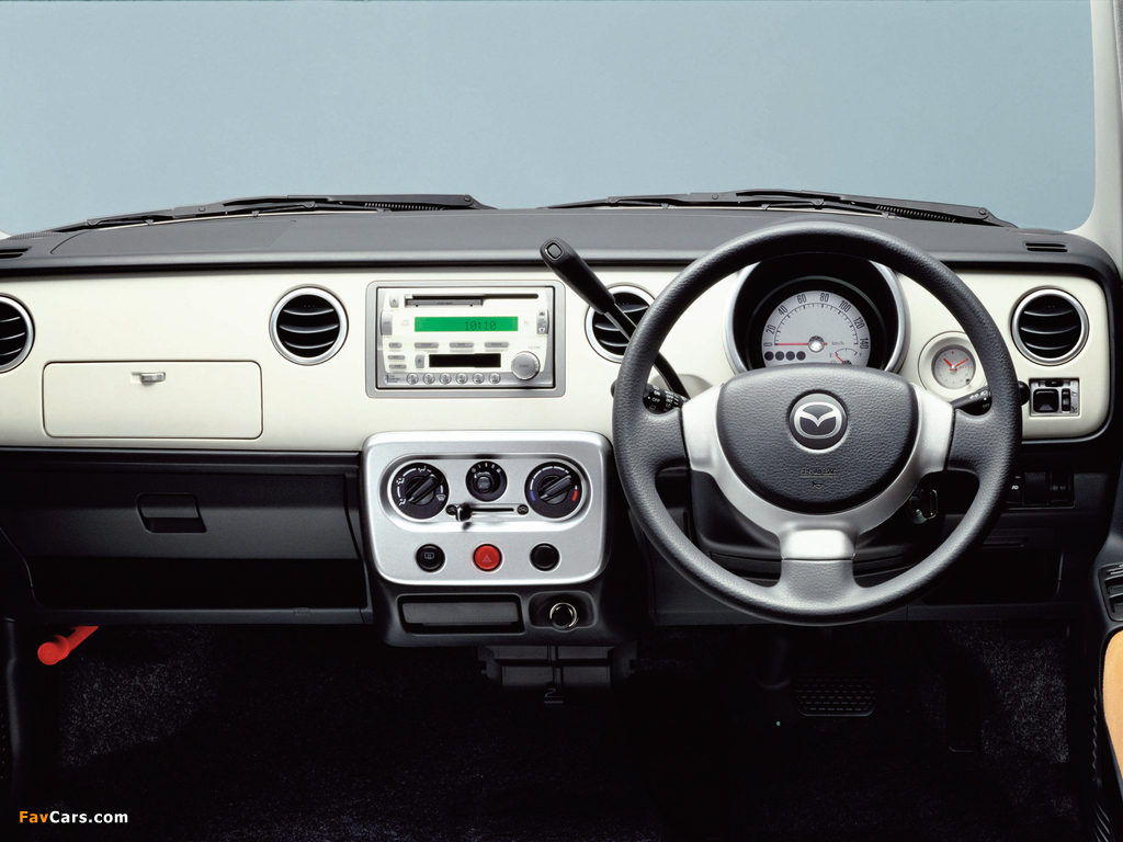Photos of Mazda Spiano 2002–06 (1024 x 768)