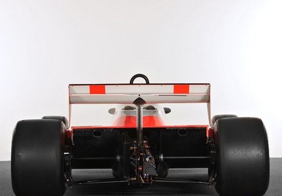 Pictures of McLaren MP4-1 1981
