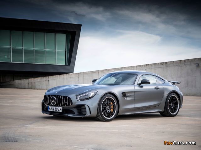 Pictures of Mercedes-AMG GT R (C190) 2016 (640 x 480)