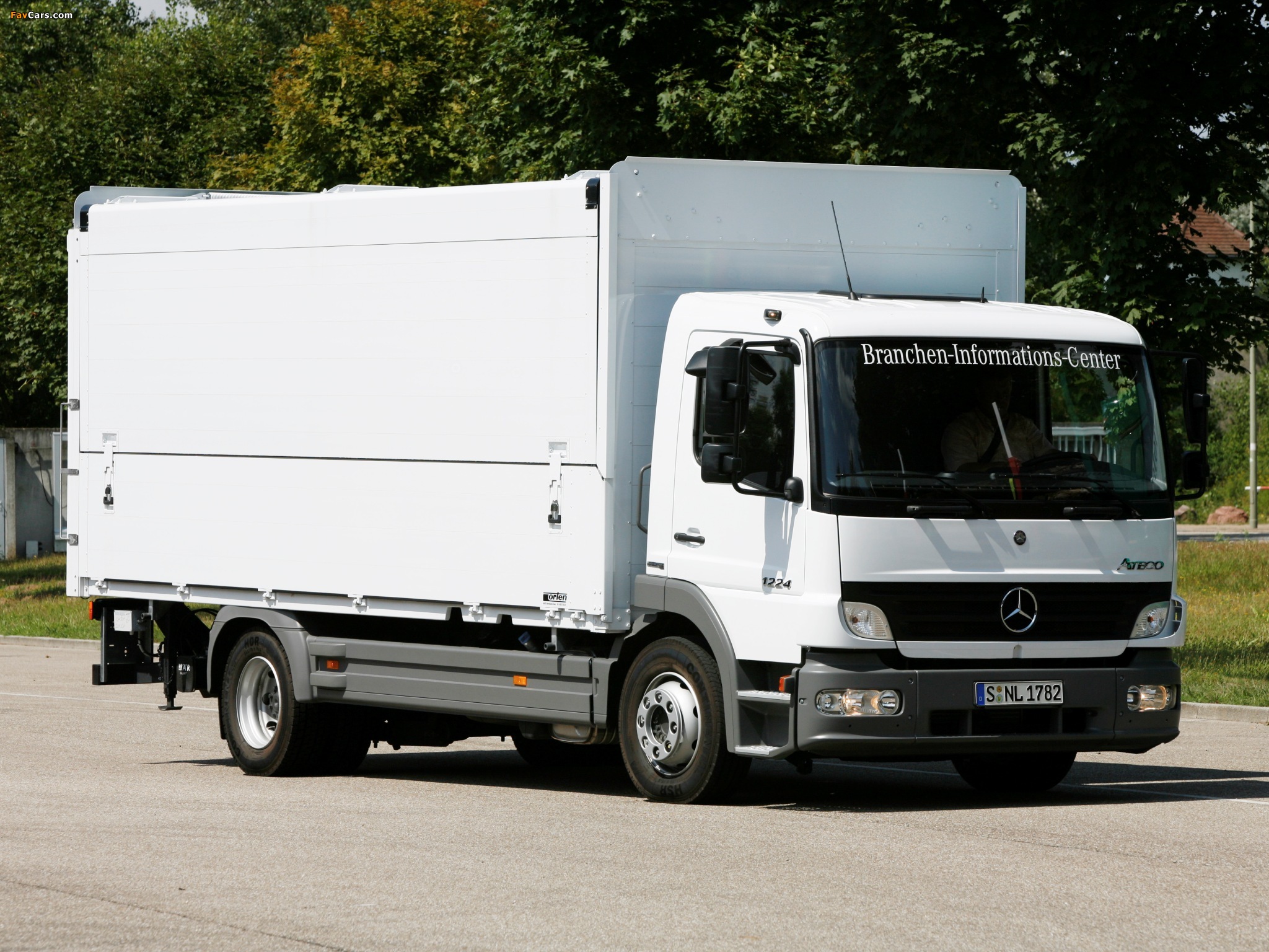 Pictures of Mercedes-Benz Atego 1224 2005-13 (2048x1536)