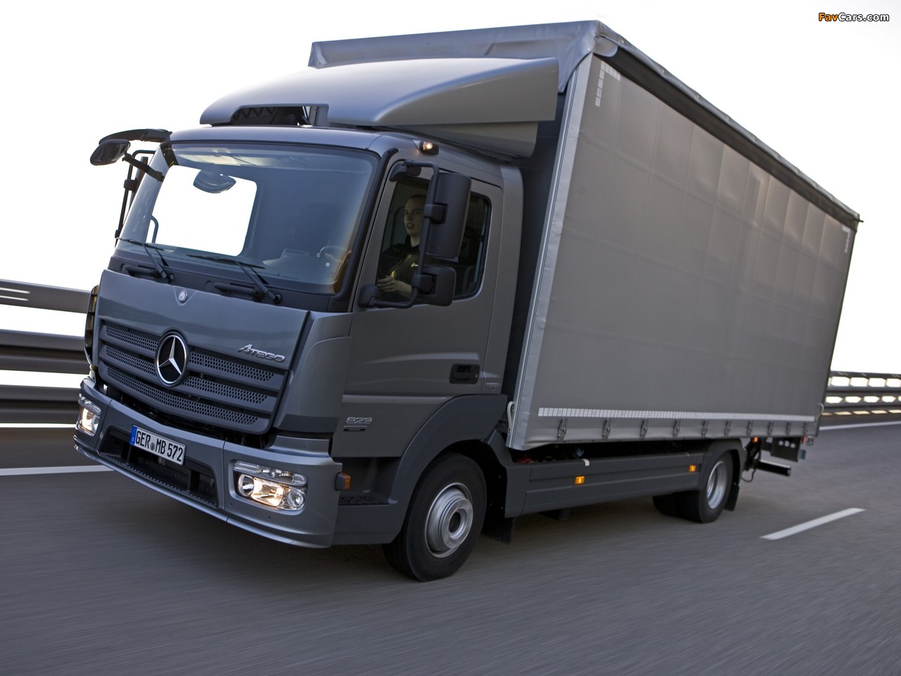 Pictures of Mercedes-Benz Atego 823 2013 (1280x960)