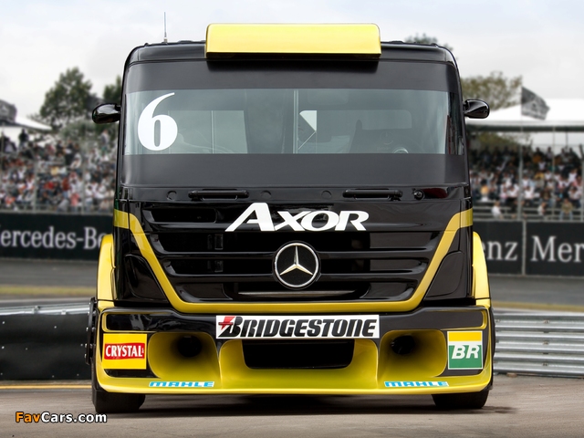 Pictures of Mercedes-Benz Axor Formula Truck 2011 (640 x 480)