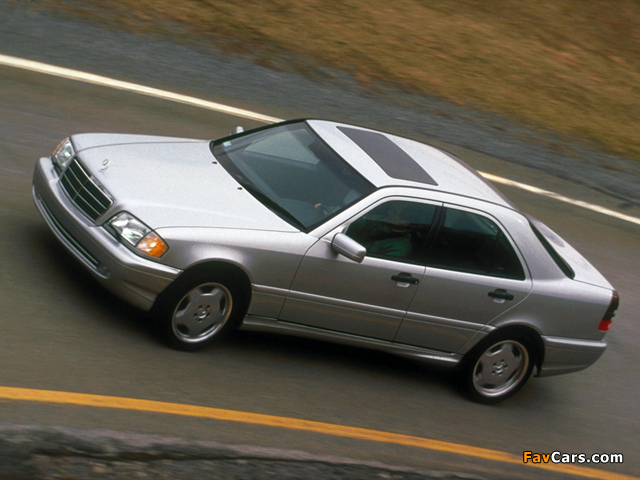 Images of Mercedes-Benz C 43 AMG US-spec (W202) 1997–2000 (640 x 480)
