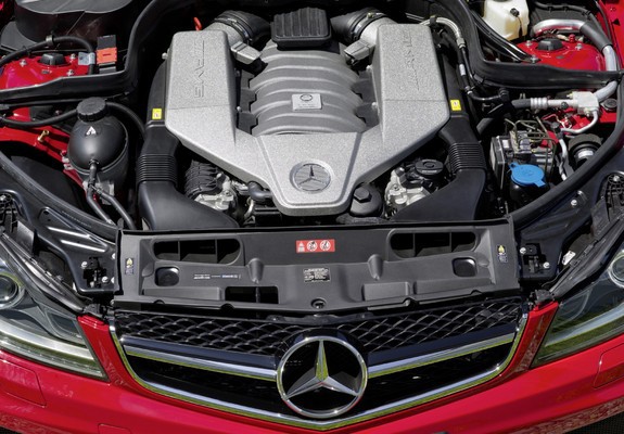 Images of Mercedes-Benz C 63 AMG Black Series Coupe (C204) 2011