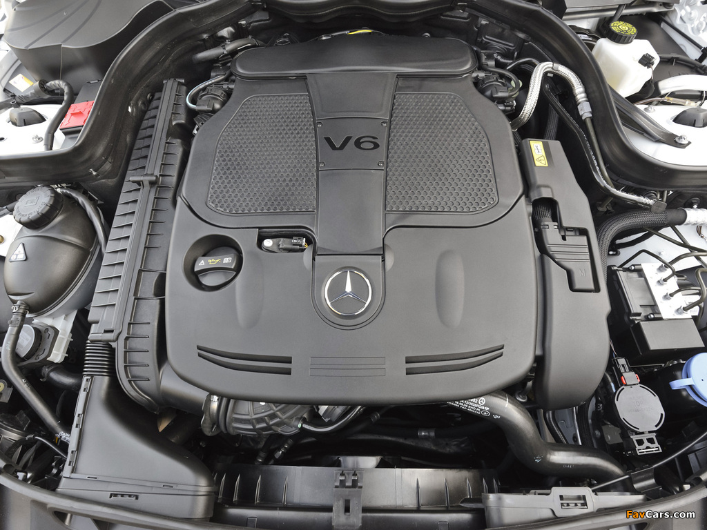 Images of Mercedes-Benz C 300 4MATIC AMG Sports Package US-spec (W204) 2011 (1024 x 768)