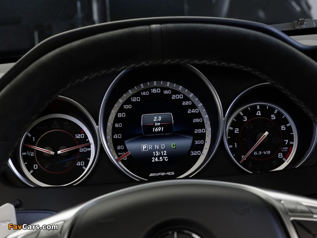 Images of Mercedes-Benz C 63 AMG Coupe Edition 507 (C204) 2013 (640 x 480)