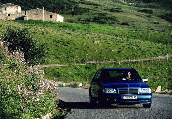 Mercedes-Benz C 230 Kompressor (W202) 1997–2000 images