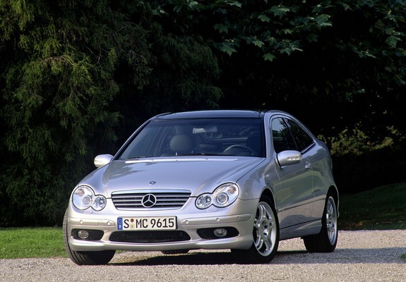 Mercedes-Benz C 30 CDI AMG Sportcoupe (C203) 2002–04 images