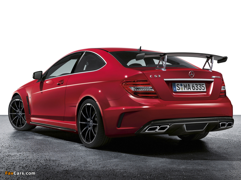 Mercedes-Benz C 63 AMG Black Series Coupe (C204) 2011 pictures (800 x 600)