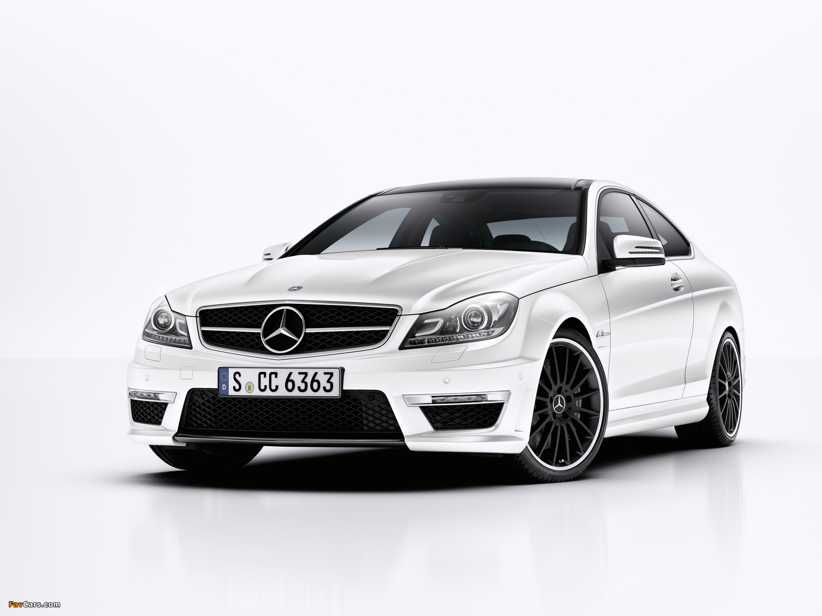 Mercedes-Benz C 63 AMG Coupe (C204) 2011 pictures (1600 x 1200)