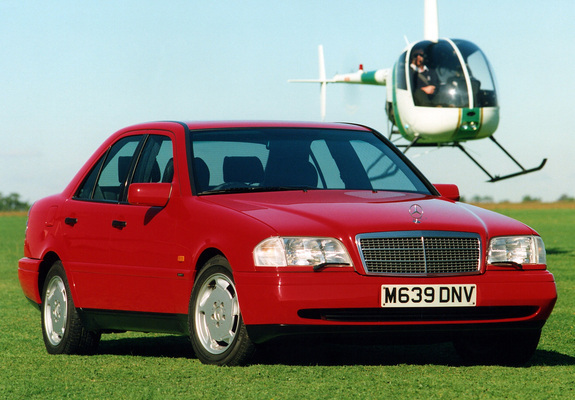 Photos of Mercedes-Benz C-Klasse UK-spec (W202) 1993–2000