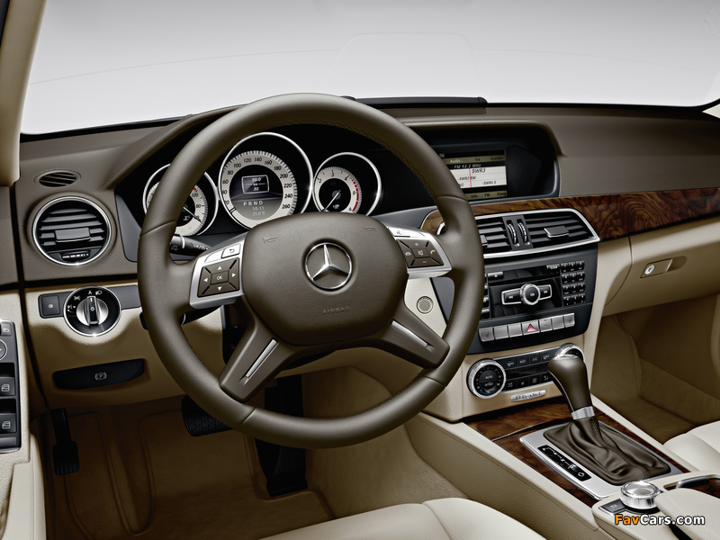 Photos of Mercedes-Benz C 250 CDI BlueEfficiency (W204) 2011 (800 x 600)