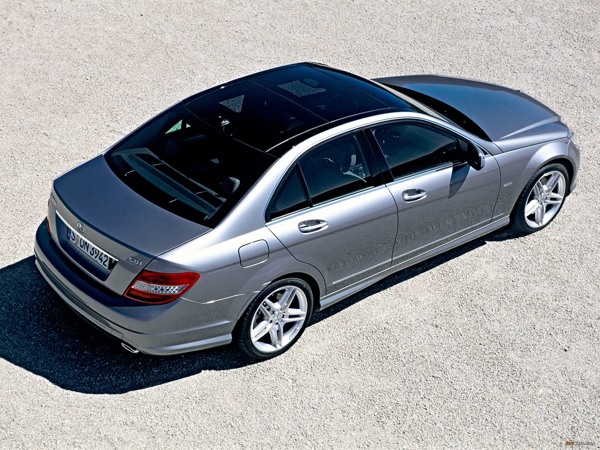 Pictures of Mercedes-Benz C 320 CDI Sport (W204) 2007–11 (2048 x 1536)