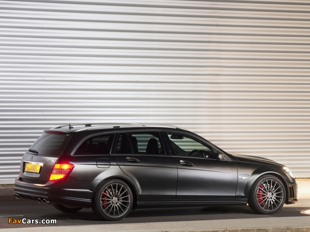 Pictures of Mercedes-Benz C 63 AMG DR520 Estate (S204) 2010 (640 x 480)
