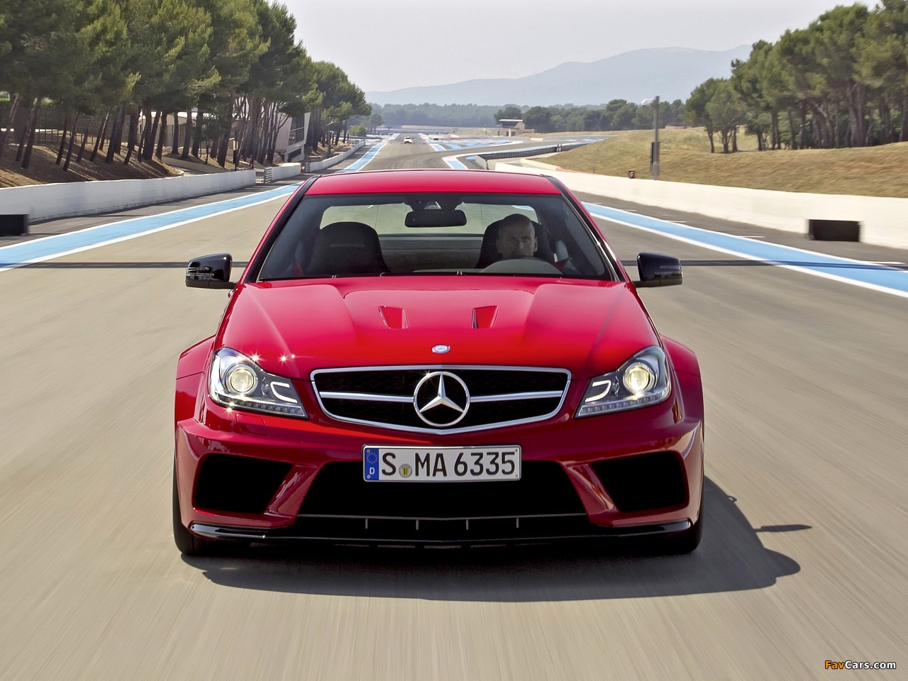 Pictures of Mercedes-Benz C 63 AMG Black Series Coupe (C204) 2011 (1280 x 960)