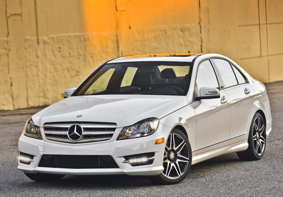 Pictures of Mercedes-Benz C 300 4MATIC AMG Sports Package US-spec (W204) 2011