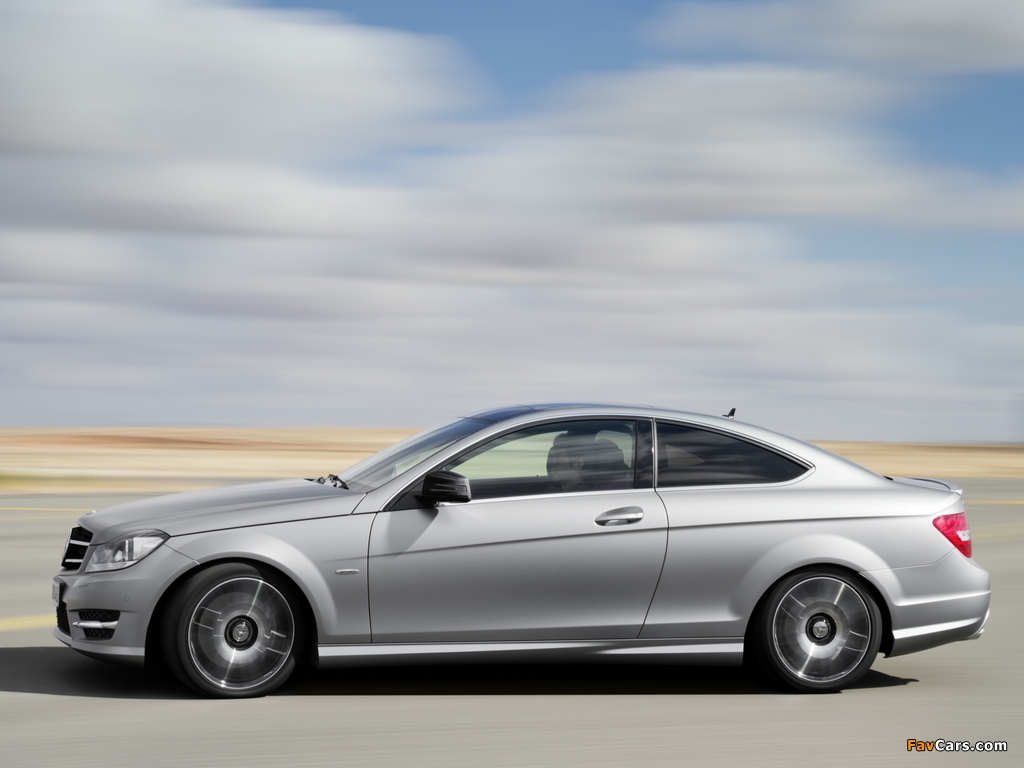 Pictures of Mercedes-Benz C 250 Coupe Sport (C204) 2012 (1024 x 768)
