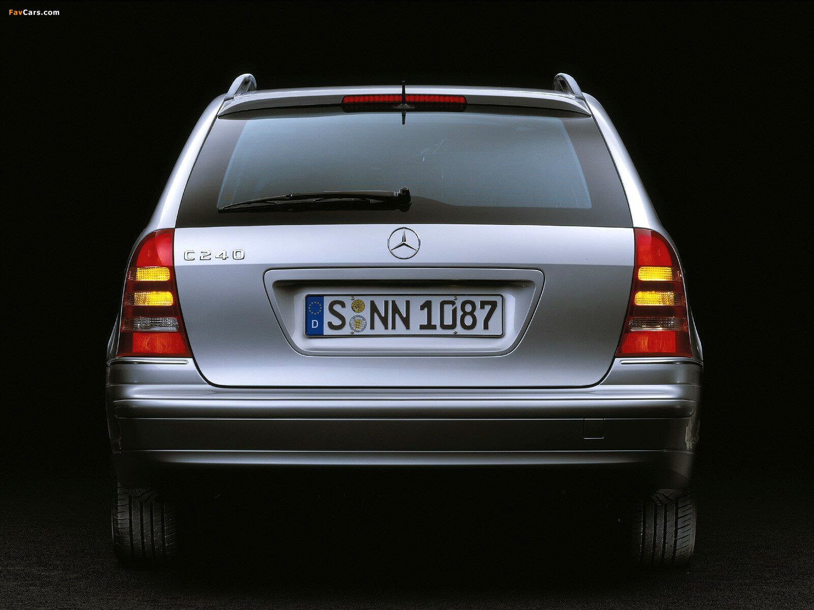 Mercedes-Benz C 240 Estate (S203) 2001–05 wallpapers (1600 x 1200)