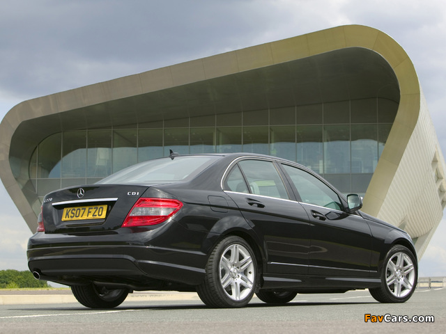 Mercedes-Benz C 220 CDI Sport UK-spec (W204) 2007–11 wallpapers (640 x 480)