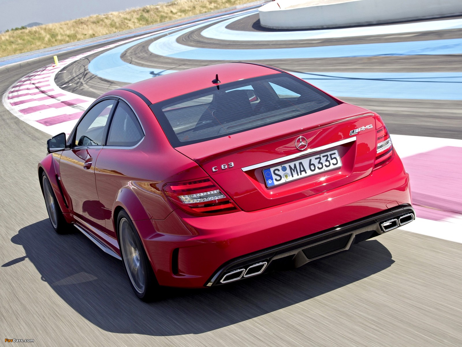 Mercedes-Benz C 63 AMG Black Series Coupe (C204) 2011 wallpapers (1600 x 1200)