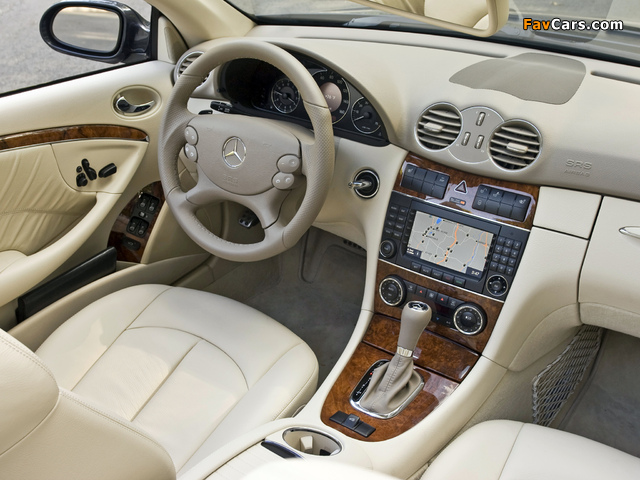 Mercedes-Benz CLK 550 Convertible (A209) 2006–10 images (640 x 480)