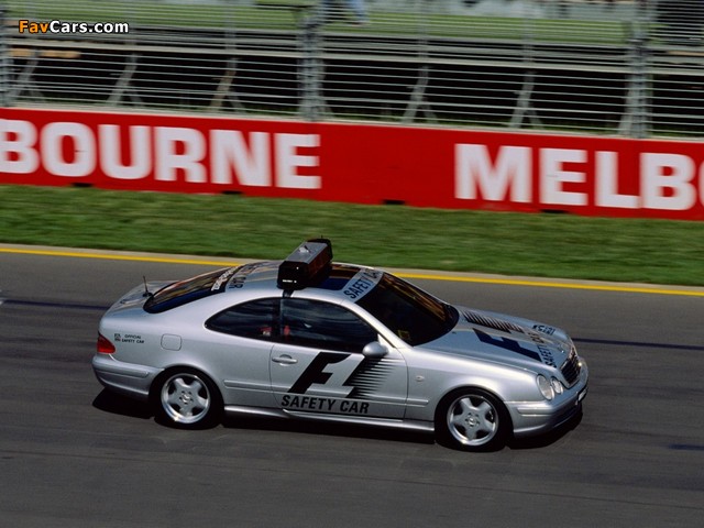 Photos of Mercedes-Benz CLK 55 AMG F1 Safety Car (C208) 1997–99 (640 x 480)