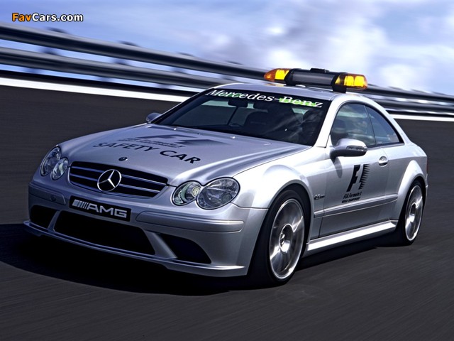 Photos of Mercedes-Benz CLK 63 AMG F1 Safety Car (C209) 2006–07 (640 x 480)