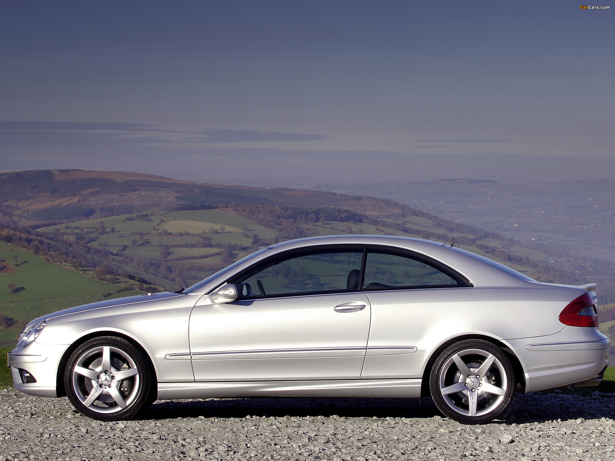 Mercedes-Benz CLK 320 CDI AMG Sports Package UK-spec (C209) 2005–09 wallpapers (2048 x 1536)
