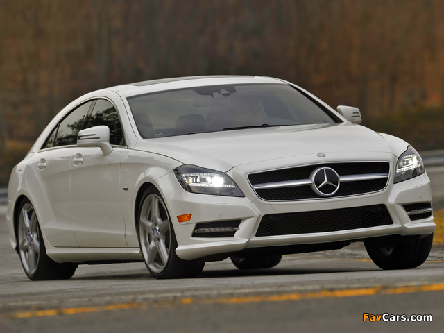 Mercedes-Benz CLS 550 AMG Sports Package (C218) 2010 images (640 x 480)