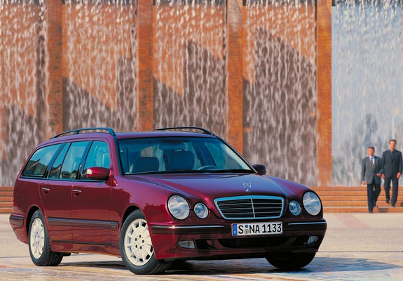 Images of Mercedes-Benz E 270 CDI Estate (S210) 1999–2002