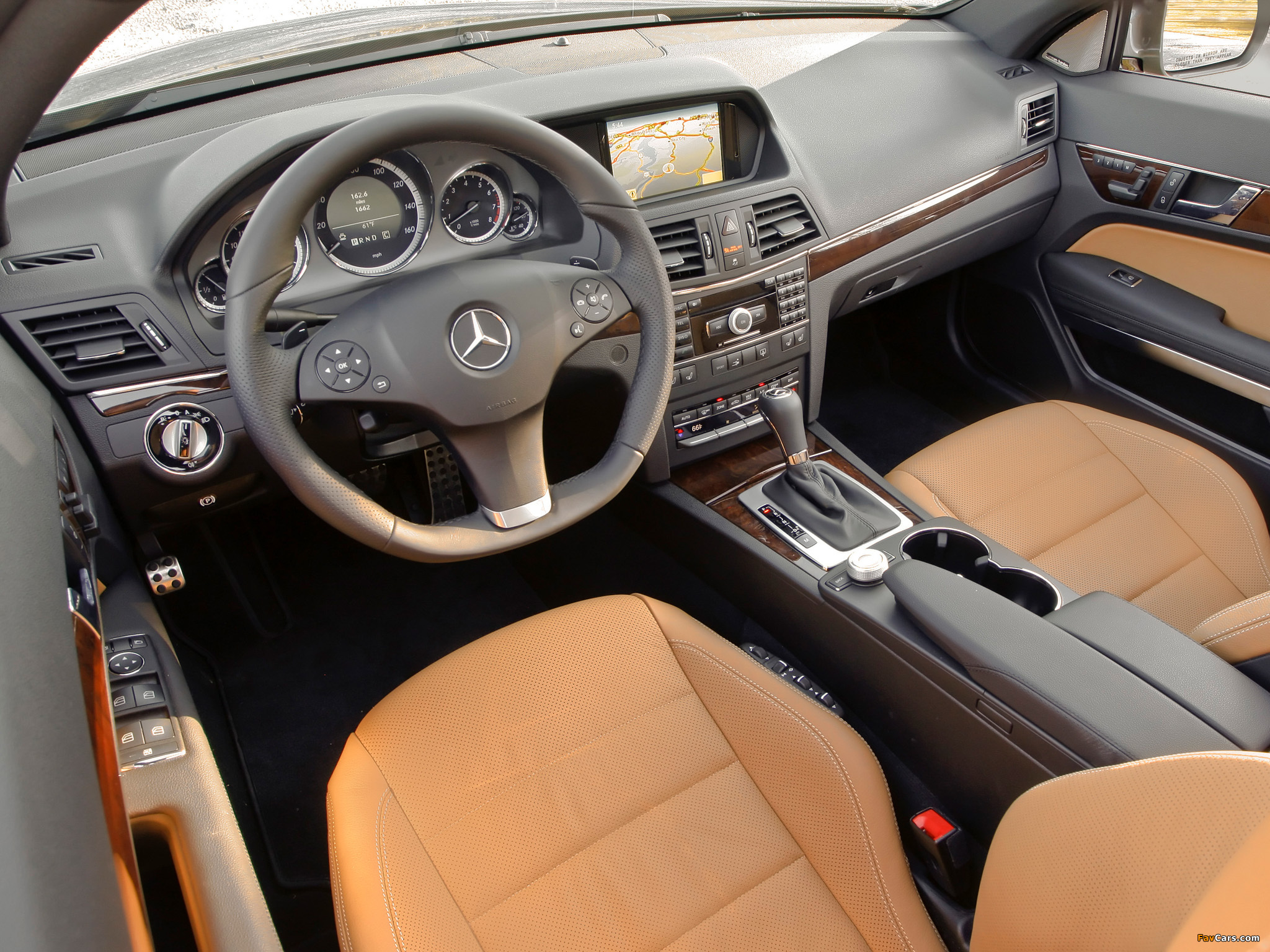 Photos of Mercedes-Benz E 350 Coupe US-spec (C207) 2009–12 (2048 x 1536)