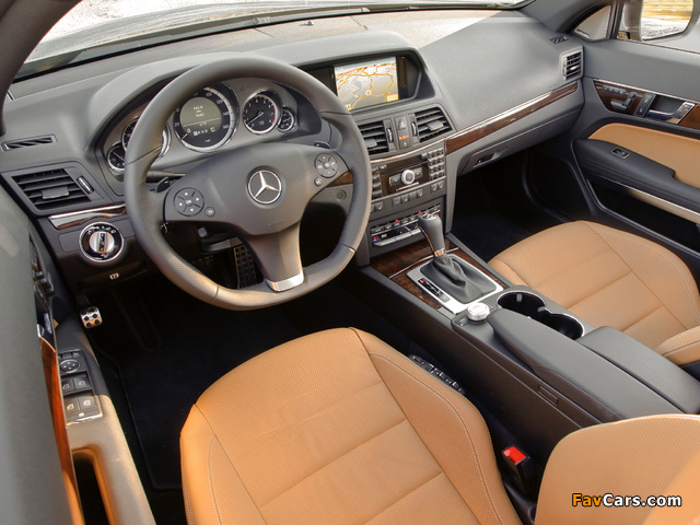 Photos of Mercedes-Benz E 350 Coupe US-spec (C207) 2009–12 (640 x 480)