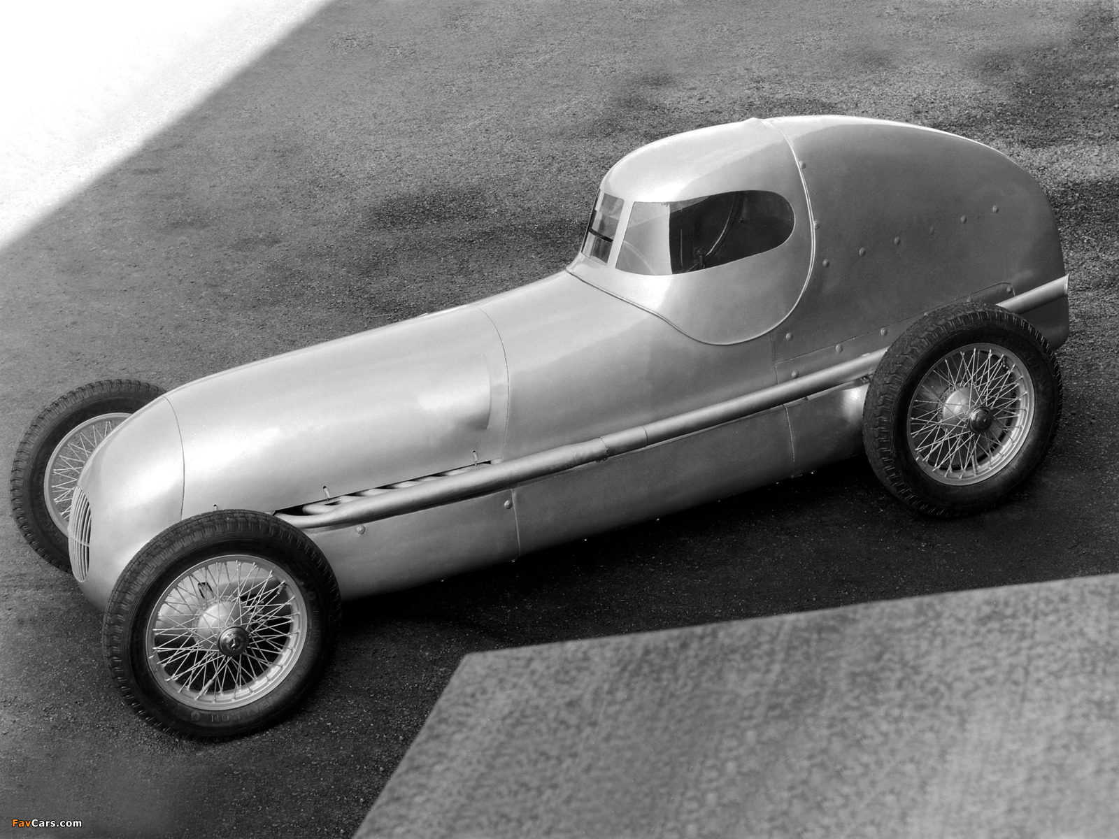 Images of Mercedes-Benz Record Racing Sedan (W25) 1934 (1600 x 1200)