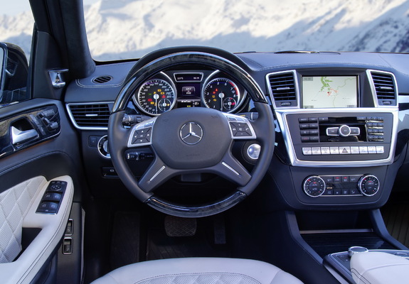Photos of Mercedes-Benz GL 500 BlueEfficiency (X166) 2012