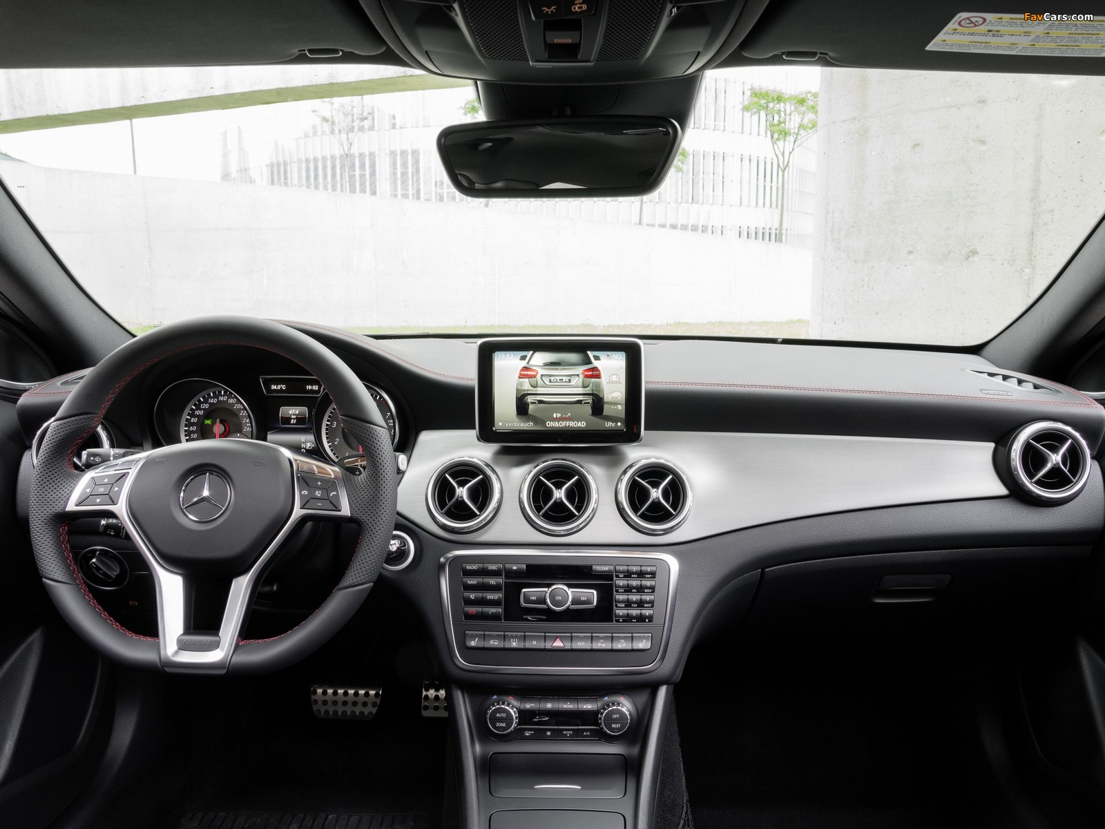 Mercedes-Benz GLA 250 4MATIC AMG Sport Package (X156) 2014 photos (1600 x 1200)