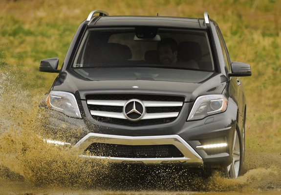Photos of Mercedes-Benz GLK 250 BlueTec AMG Styling Package US-spec (X204) 2012