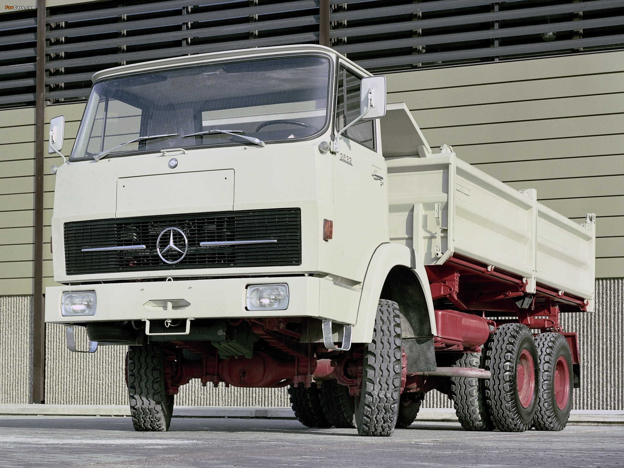 Photos of Mercedes-Benz LAK2632 1969–74 (2048 x 1536)