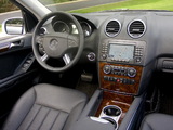 Photos of Mercedes-Benz ML 320 CDI US-spec (W164) 2005–08