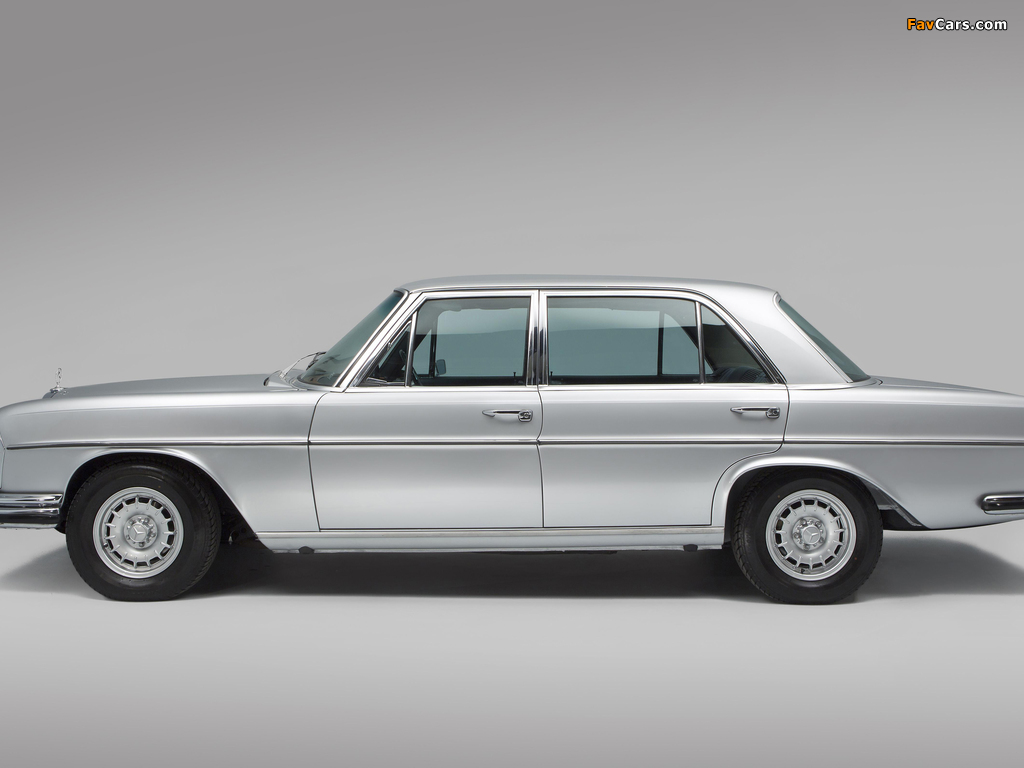 Images of Mercedes-Benz 300 SEL 6.3 UK-spec (W109) 1967–72 (1024 x 768)