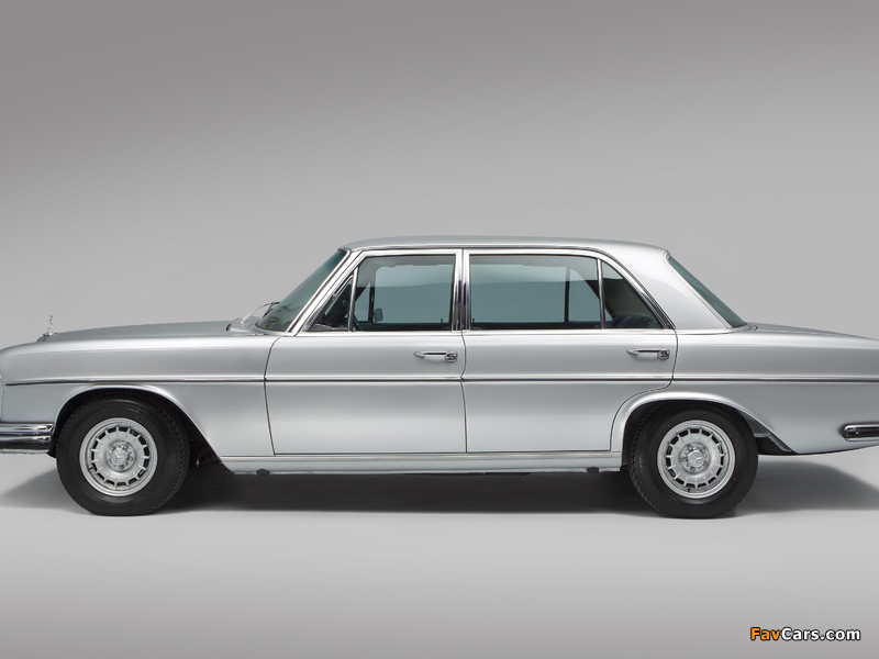 Images of Mercedes-Benz 300 SEL 6.3 UK-spec (W109) 1967–72 (800 x 600)