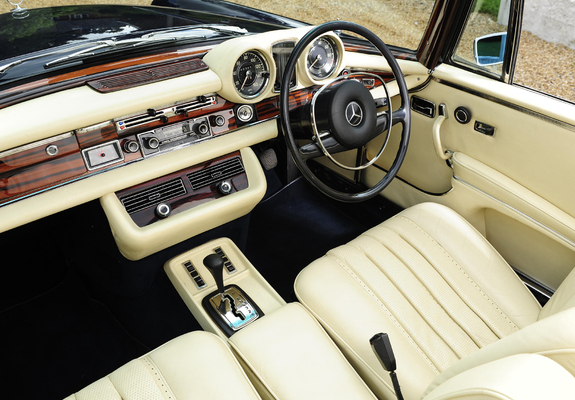 Images of Mercedes-Benz 280 SE 3.5 Cabriolet UK-spec (W111) 1969–71