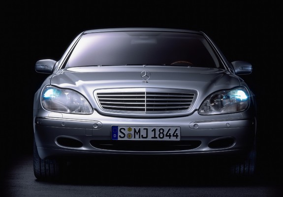 Images of Mercedes-Benz S 320 (W220) 1998–2002